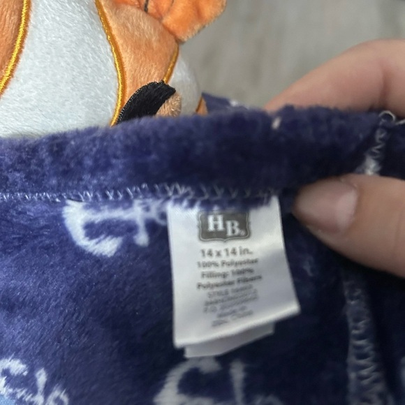 Finding Nemo Lovey Blanket - Picture 4 of 4